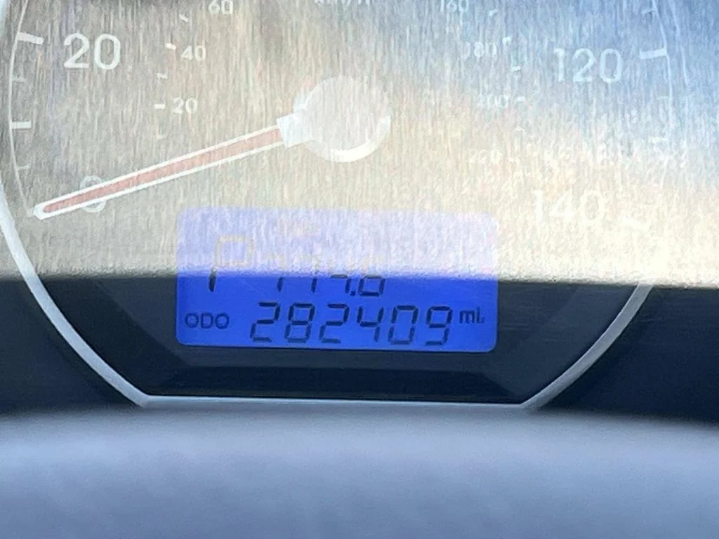 Used 2012 Red Hyundai Limited image 27