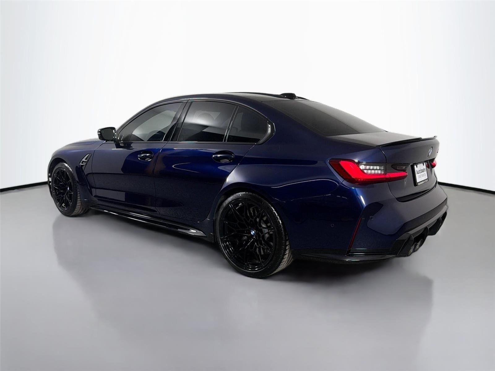 New 2026 Tanzanite Blue II Metallic BMW Competition image 8