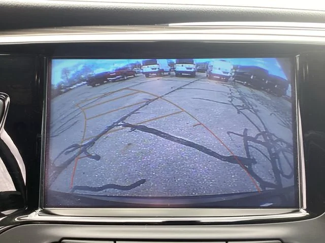 Used 2020 Espresso Buick Essence image 19