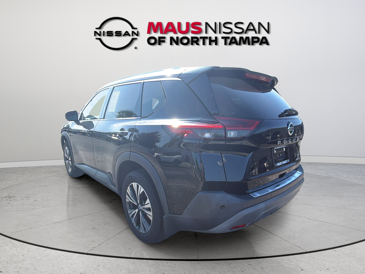 Used 2021 Black Nissan SV image 8