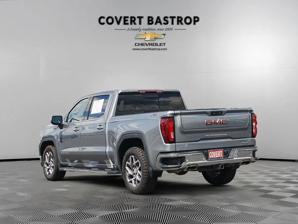 Used 2023 Silver GMC SLT image 4
