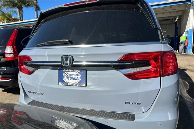 2023 Honda Odyssey Elite photo 4