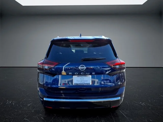 Used 2024 Blue Nissan Platinum image 4