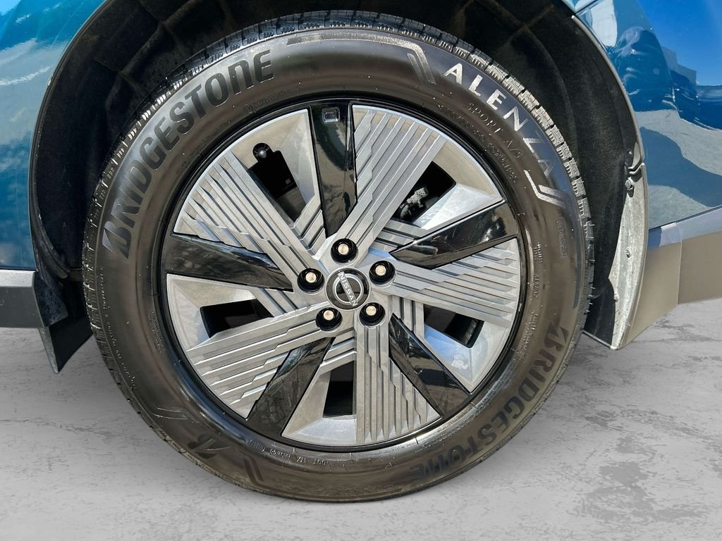 Used 2025 Blue Nissan SL image 38