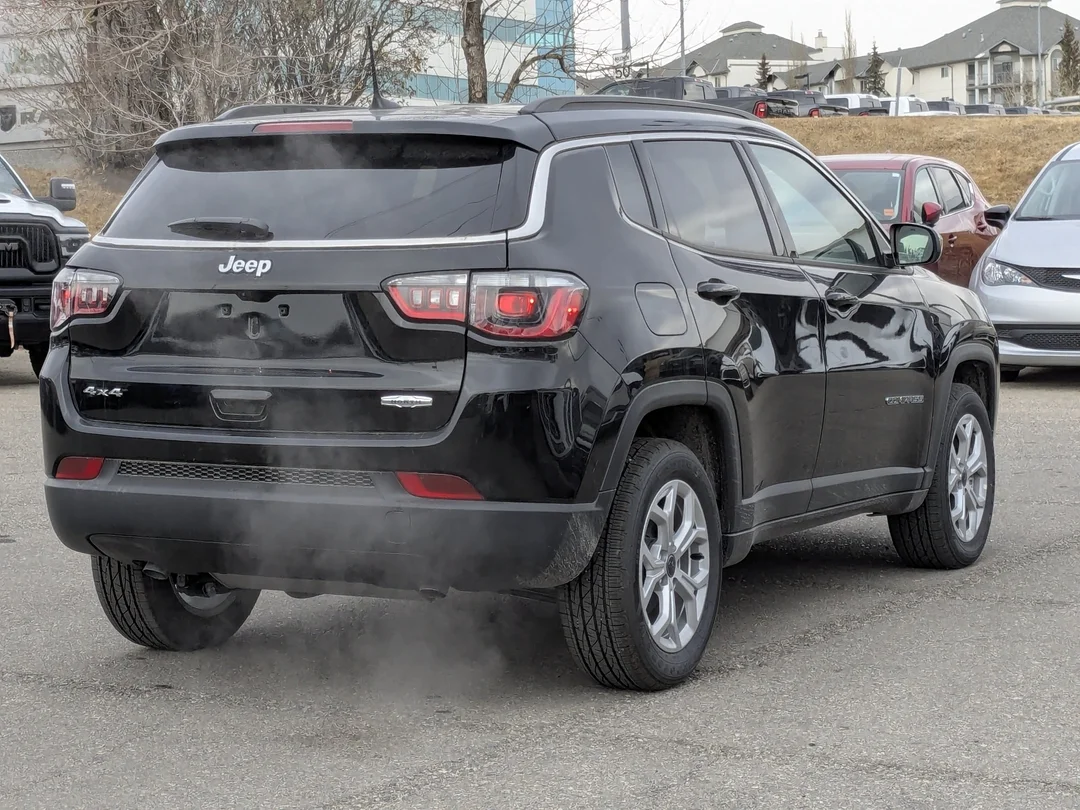 New 2026 Black Jeep North - - 4x4 - Heated Seats & Steering - Power Liftgate - 10.1  Display - Keyless Entry & More! image 8