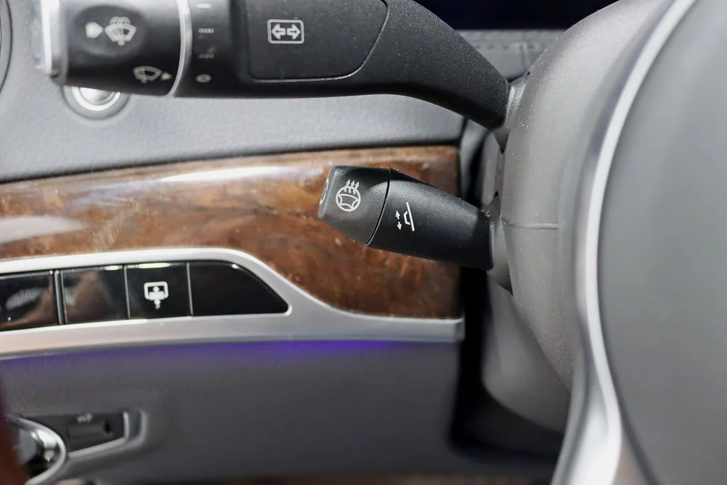 Used 2019 Gray Mercedes-Benz S 560 image 17