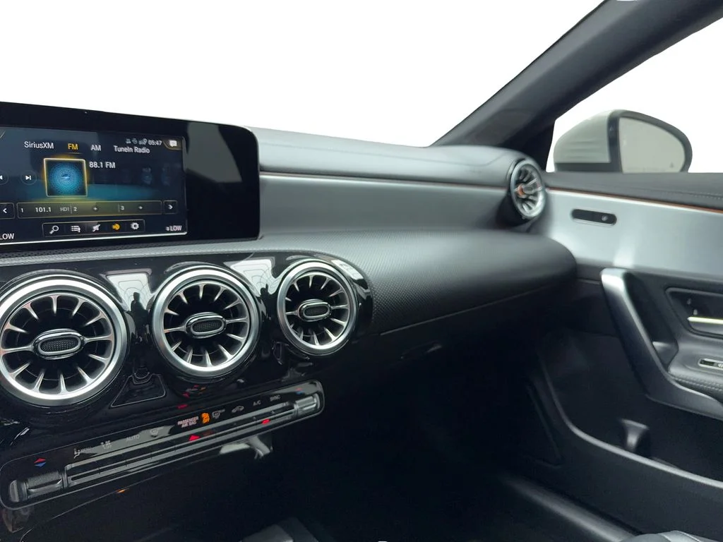 Used 2022 White Mercedes-Benz CLA 250 image 44