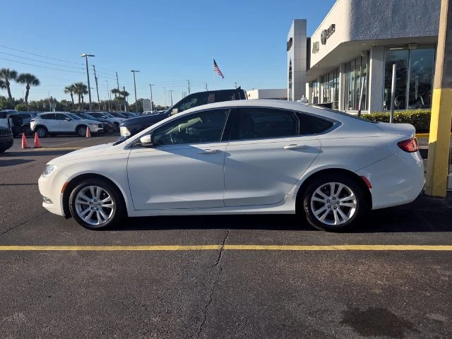 Used 2016 White Chrysler Limited image 4