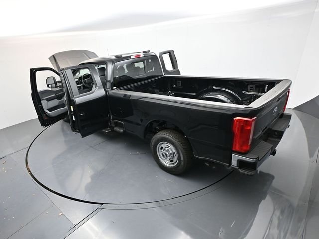 Used 2026 Black Ford XL image 38