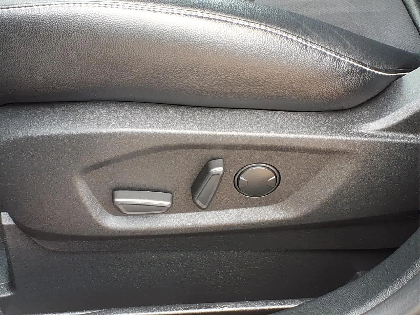 Used 2024 Agate Black Ford ST image 17