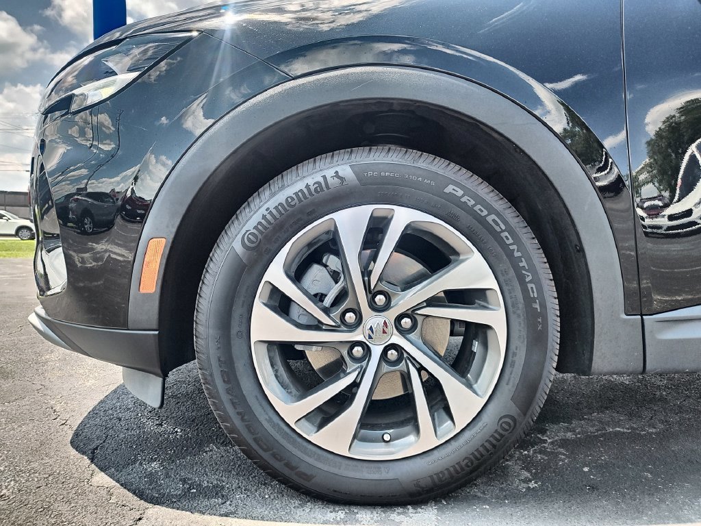 Used 2023 Black Buick Essence image 10