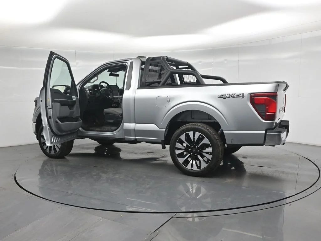 Used 2024 Silver Ford XL image 31