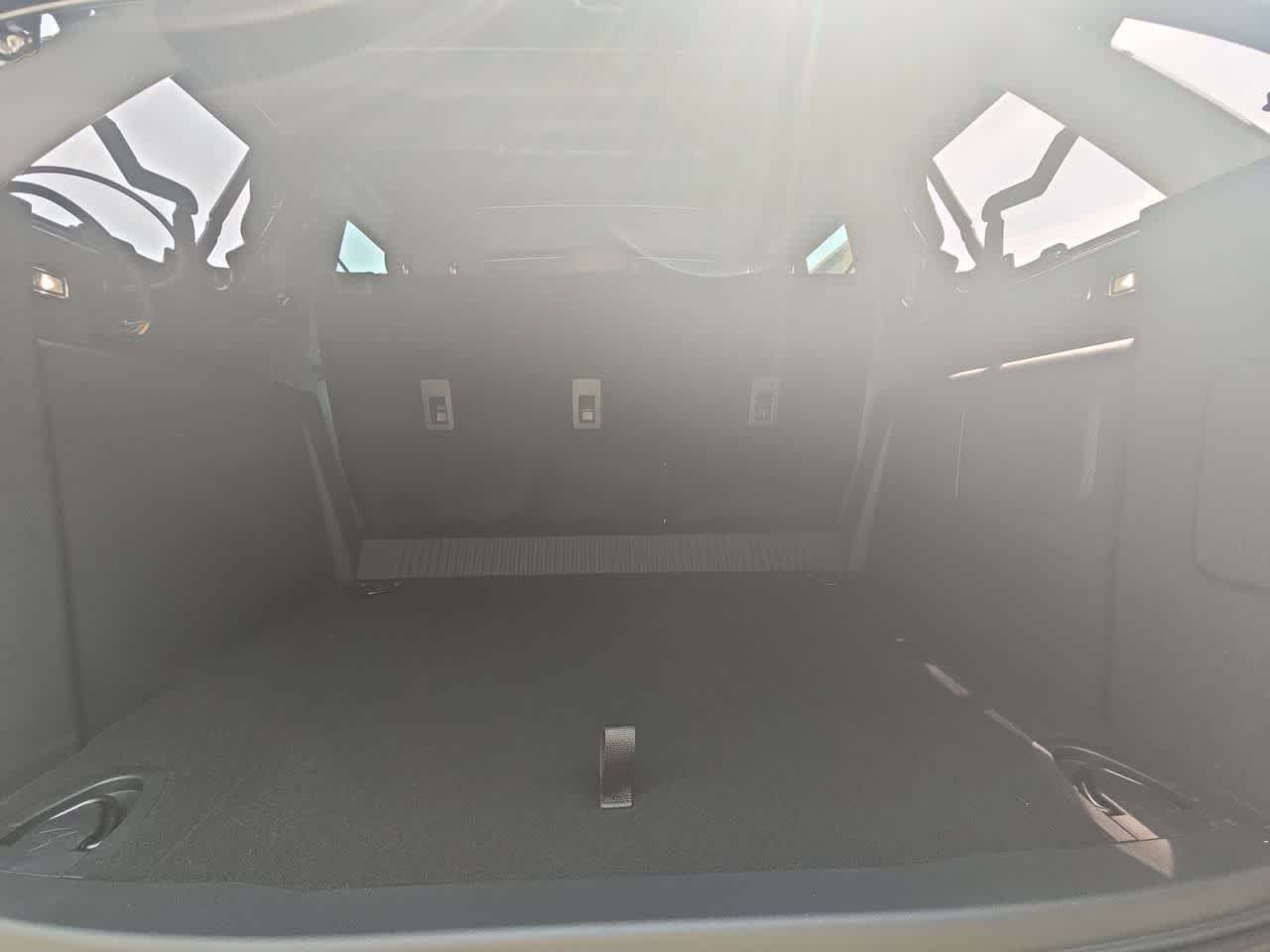 New 2026 Avalanche Gray Ford Outer Banks image 15