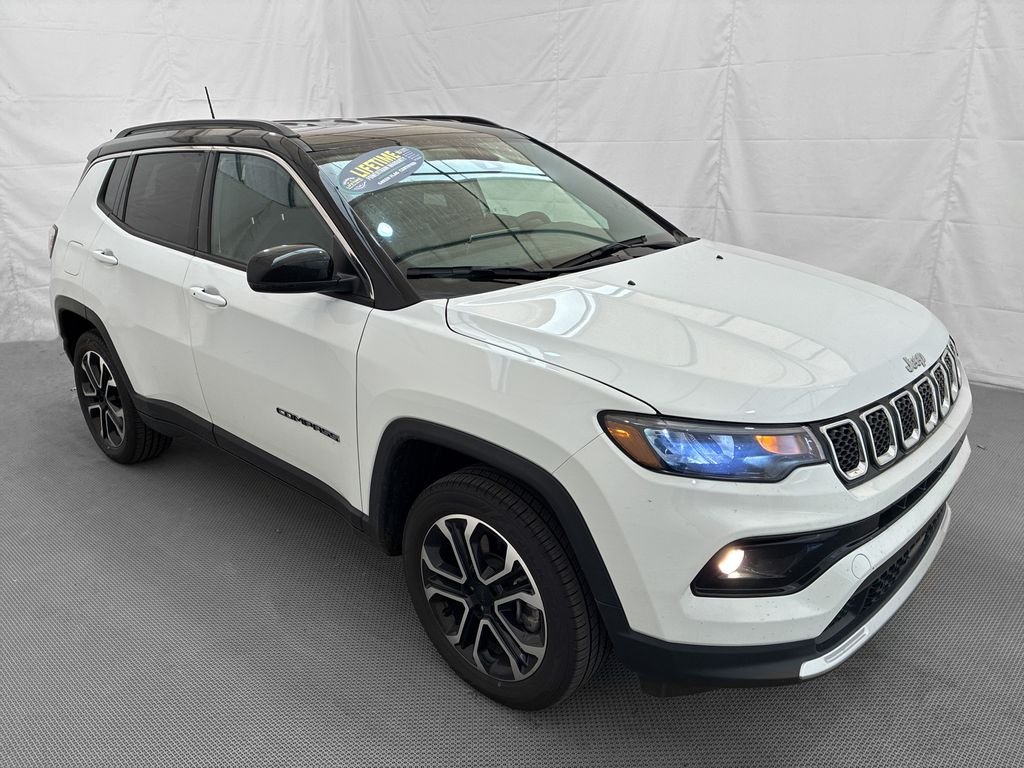 Used 2023 White Jeep Limited image 10