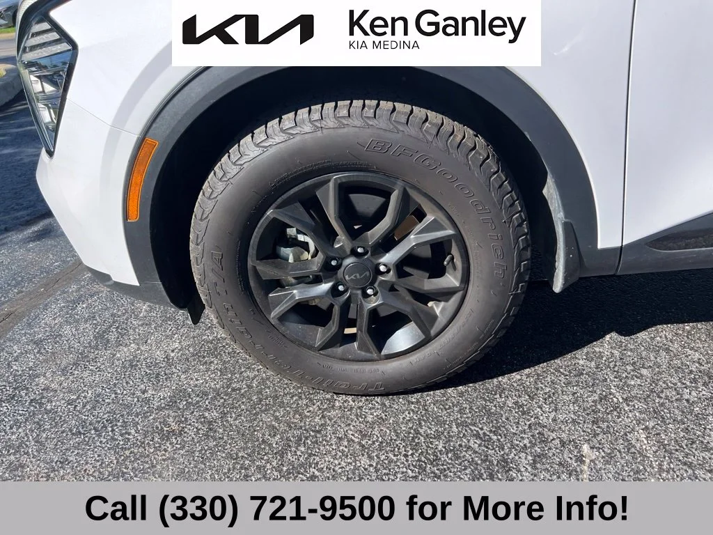 Certified Used 2025 White Kia X-Pro Prestige image 17