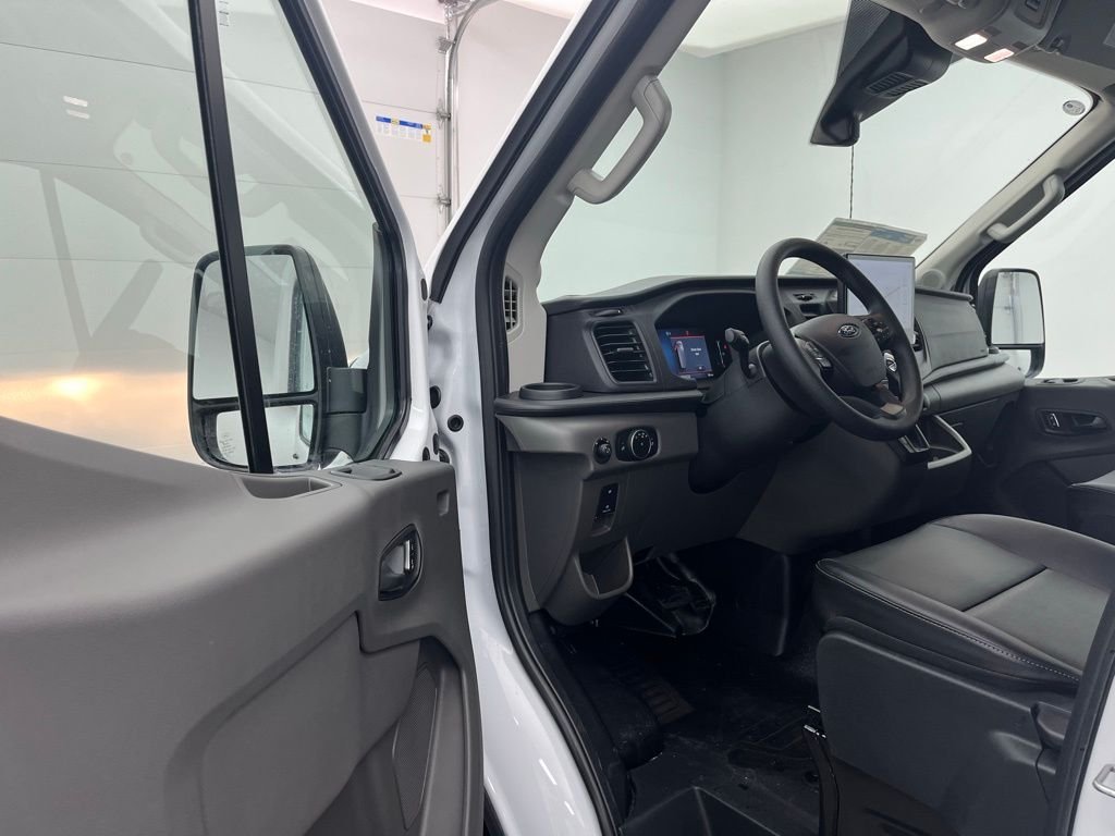 New 2026 White Ford Base image 15