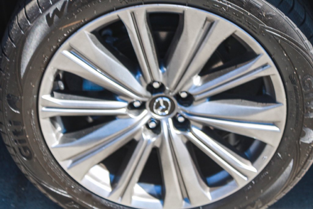 Used 2023 White Mazda Signature image 10