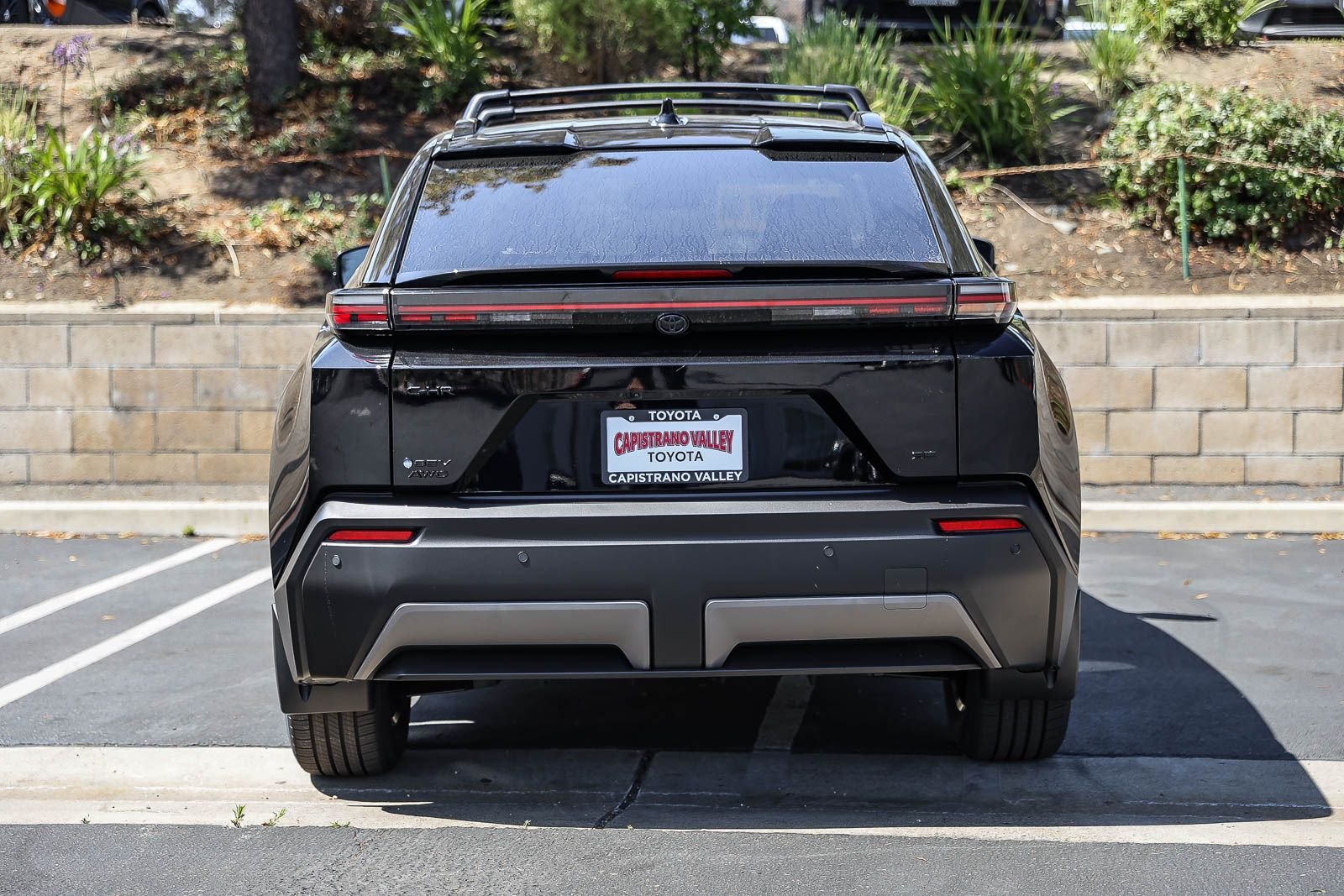 New 2026 Midnight Black Metallic Toyota  SE image 5