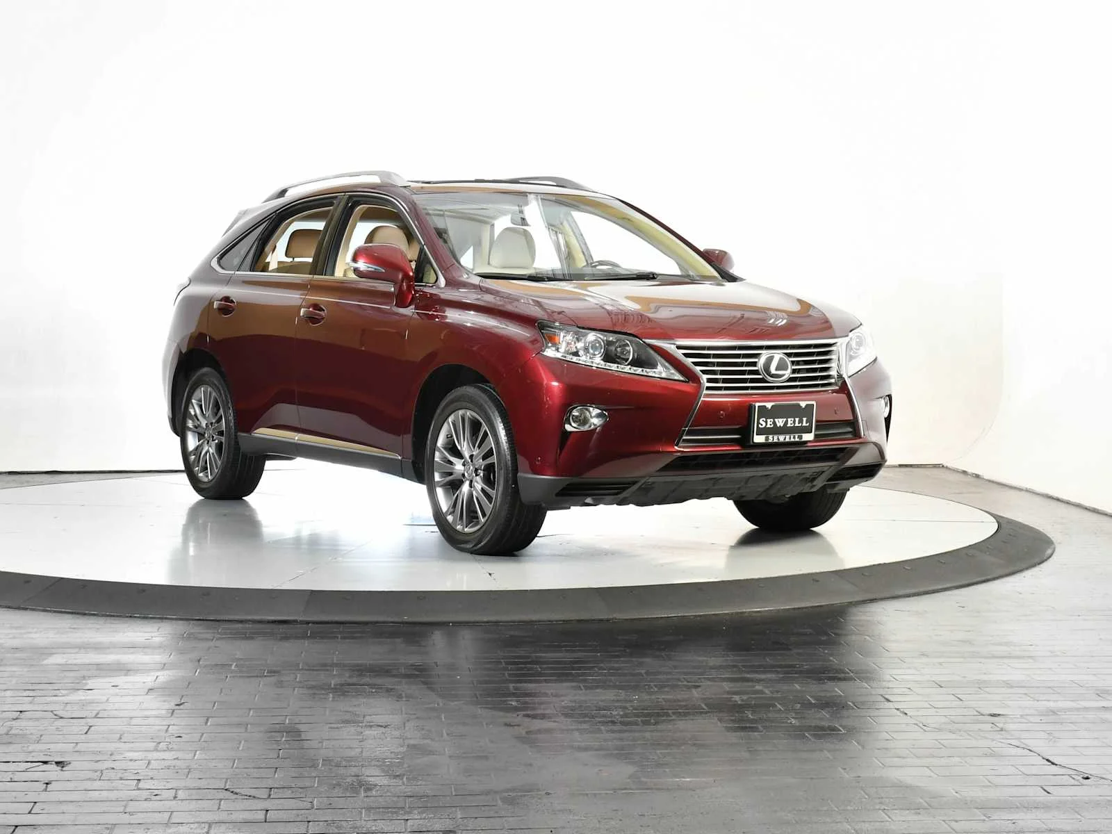 Used 2014 Claret Mica Lexus  image 7