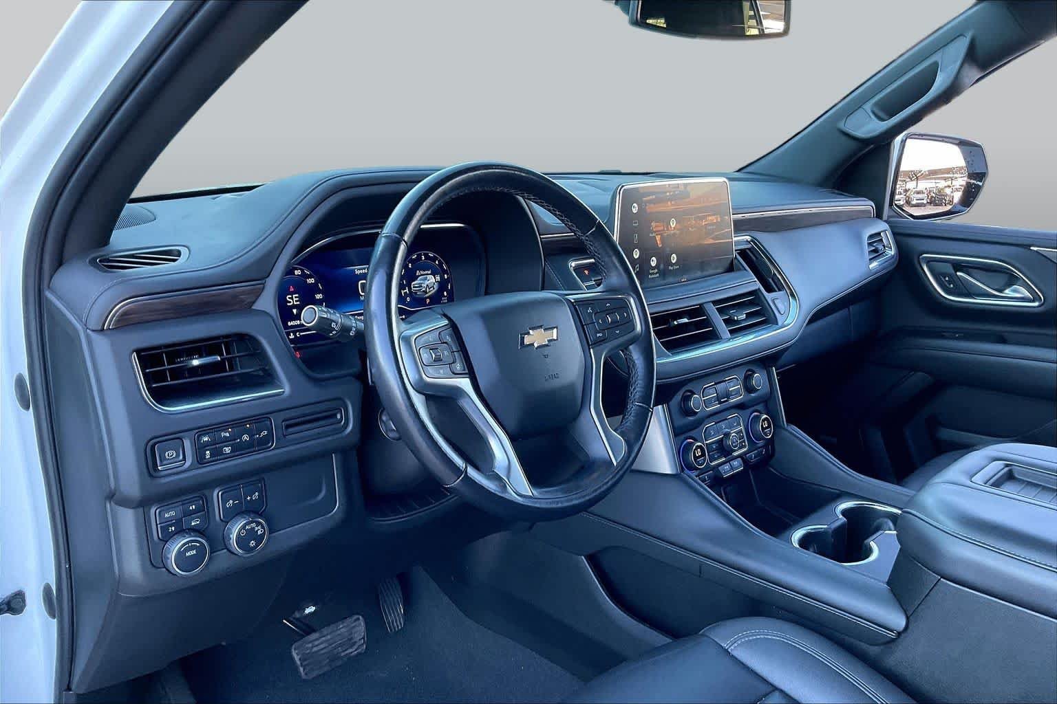 Used 2022 Summit White Chevrolet LT image 16