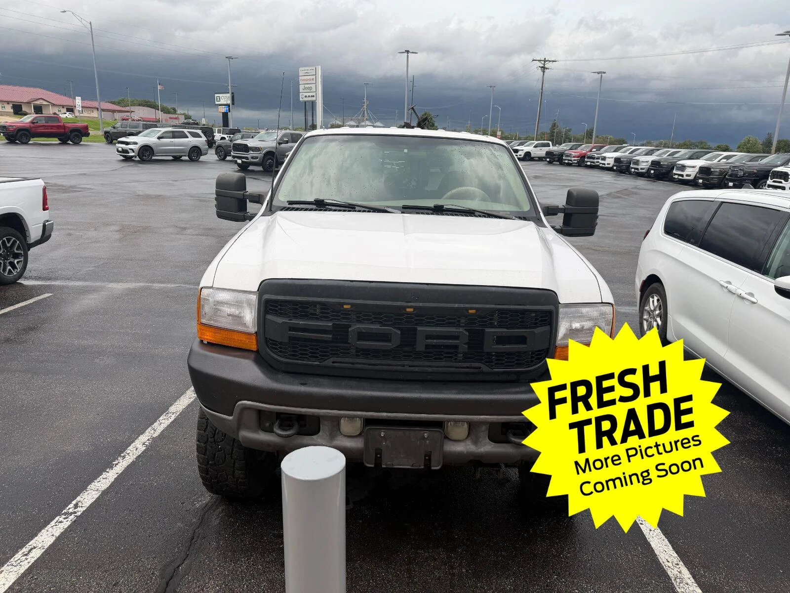 Used 2001 Ford F-250 Super Duty XL with VIN 1FTNW21S51EB80659 for sale in Charles City, IA