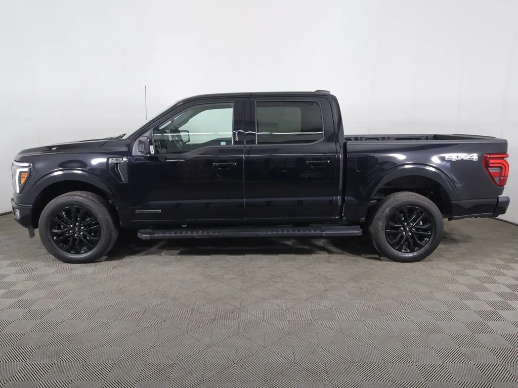 Used 2024 Agate Black Metallic Ford Lariat image 22