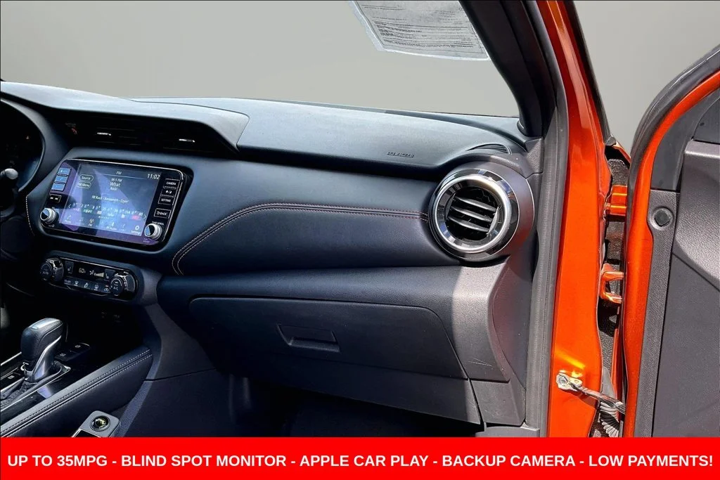 Used 2023 Orange Nissan SR image 31
