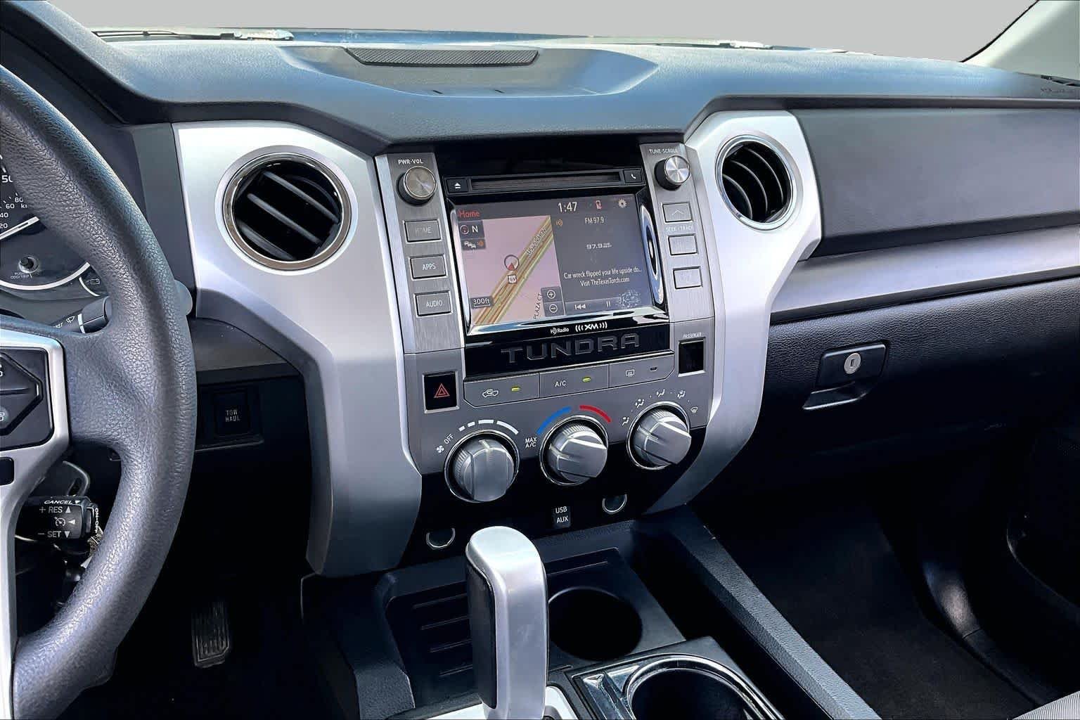 Used 2014 Black Toyota SR5 image 7