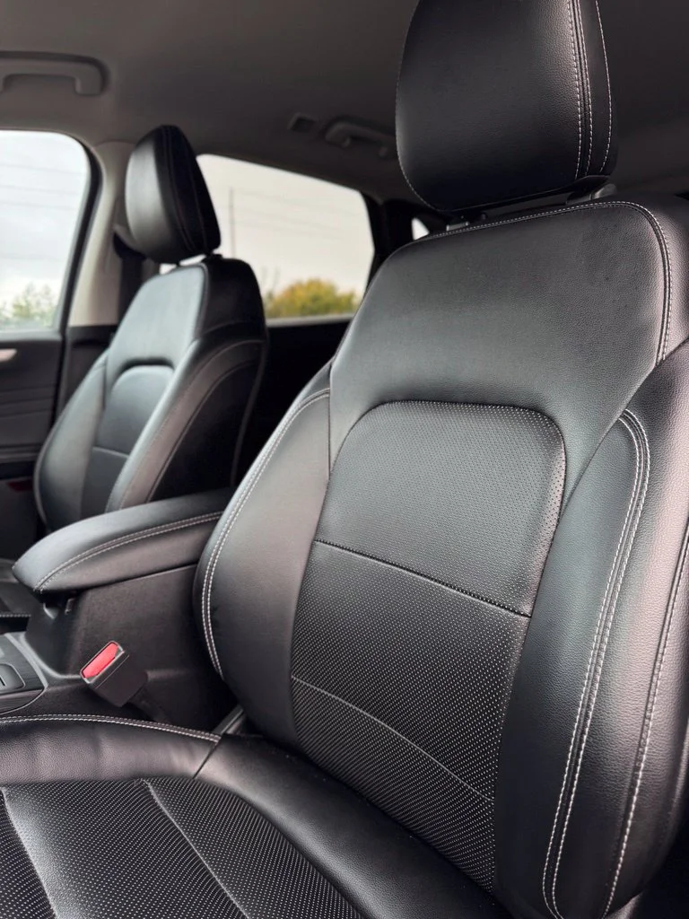 Used 2022 Black Metallic Ford SEL image 31
