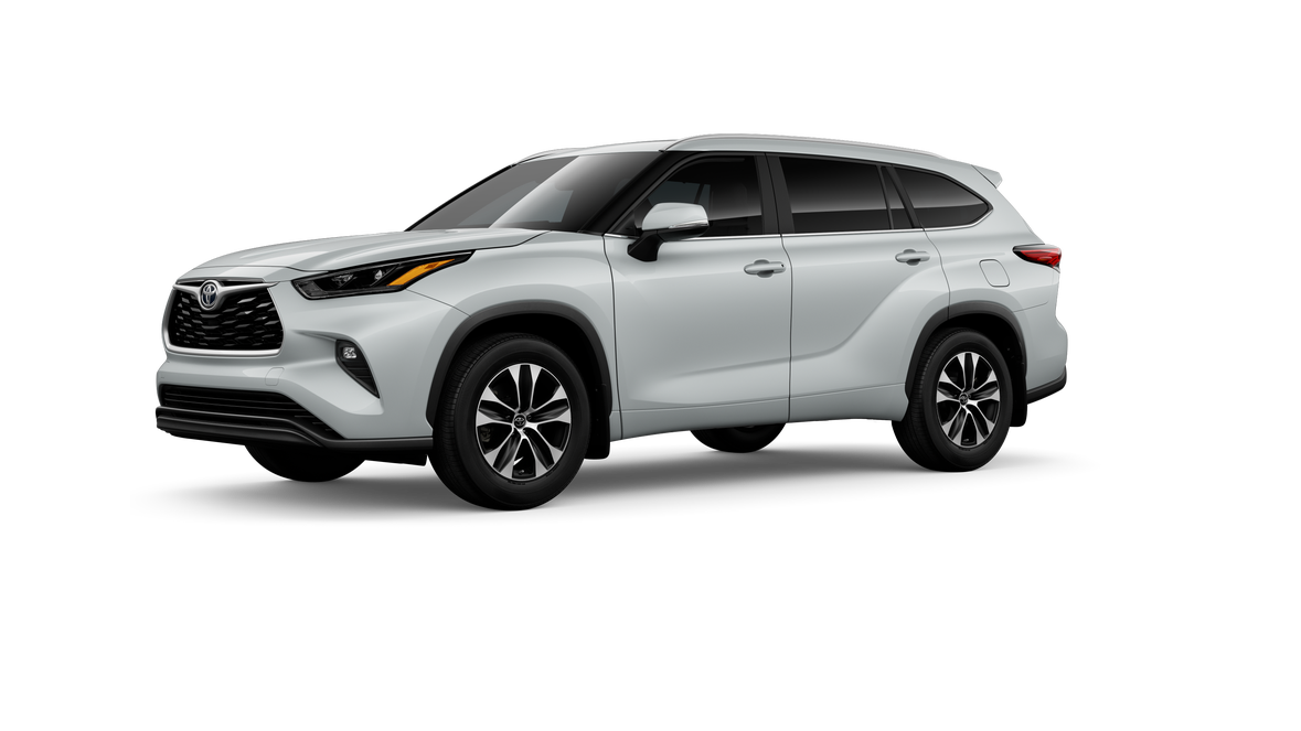New 2026 Wind Chill Pearl Toyota XLE image 24