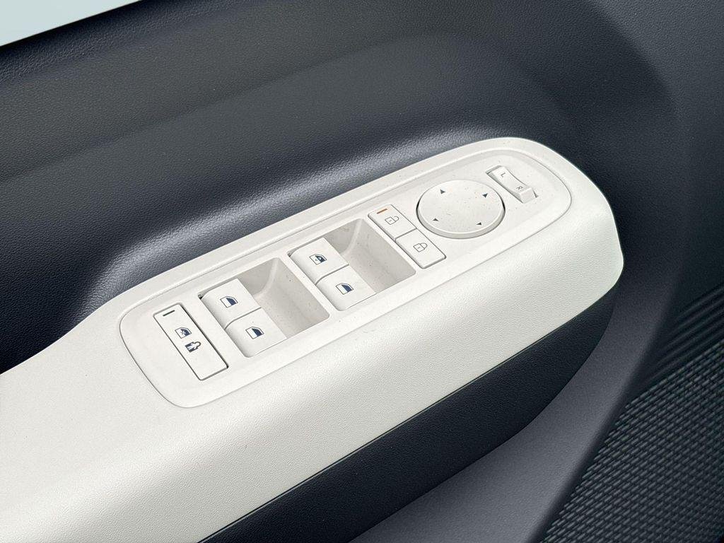 New 2026 Gray Hyundai SE image 11