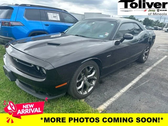 Used 2016 Black Dodge R/T image 1