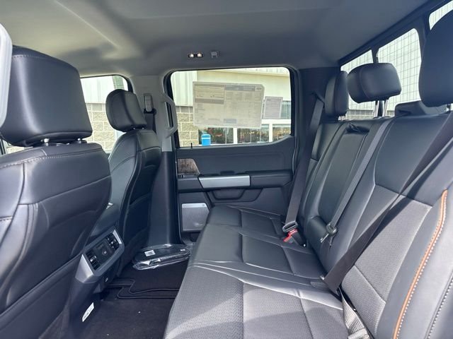 New 2026 Glacier Gray Metallic Tri-Coat Ford F-350® Lariat® image 32