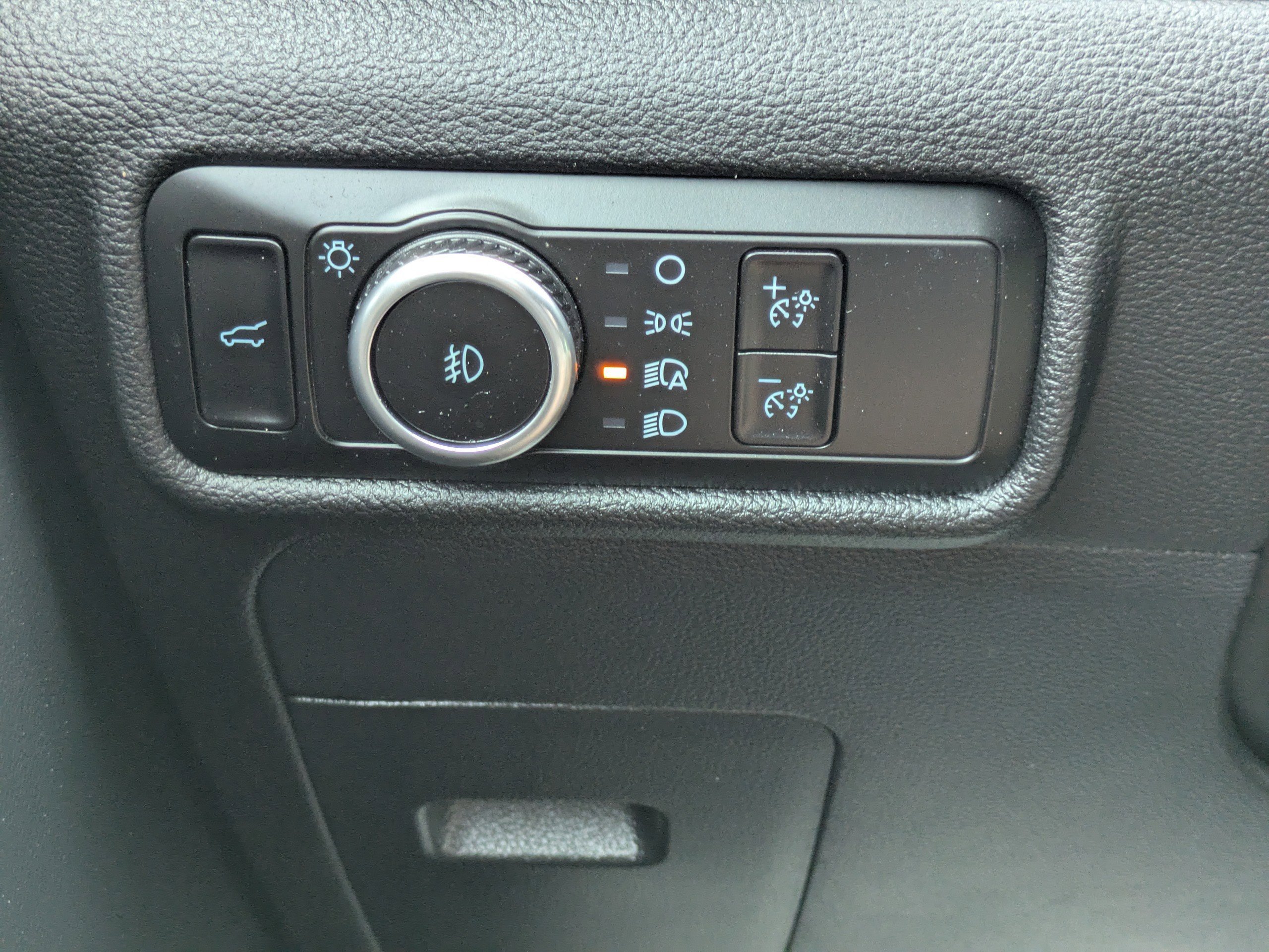 Used 2023 Oxford White Ford XLT image 20