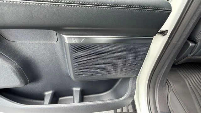 New 2027 Star White Metallic Tri-Coat Ford Tremor® image 16
