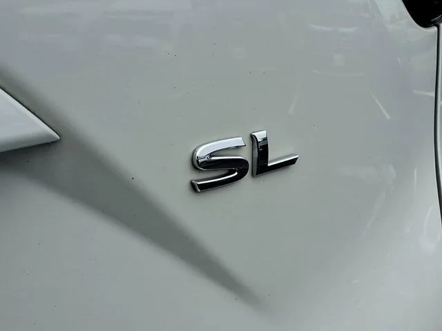 Used 2023  Nissan SL image 24