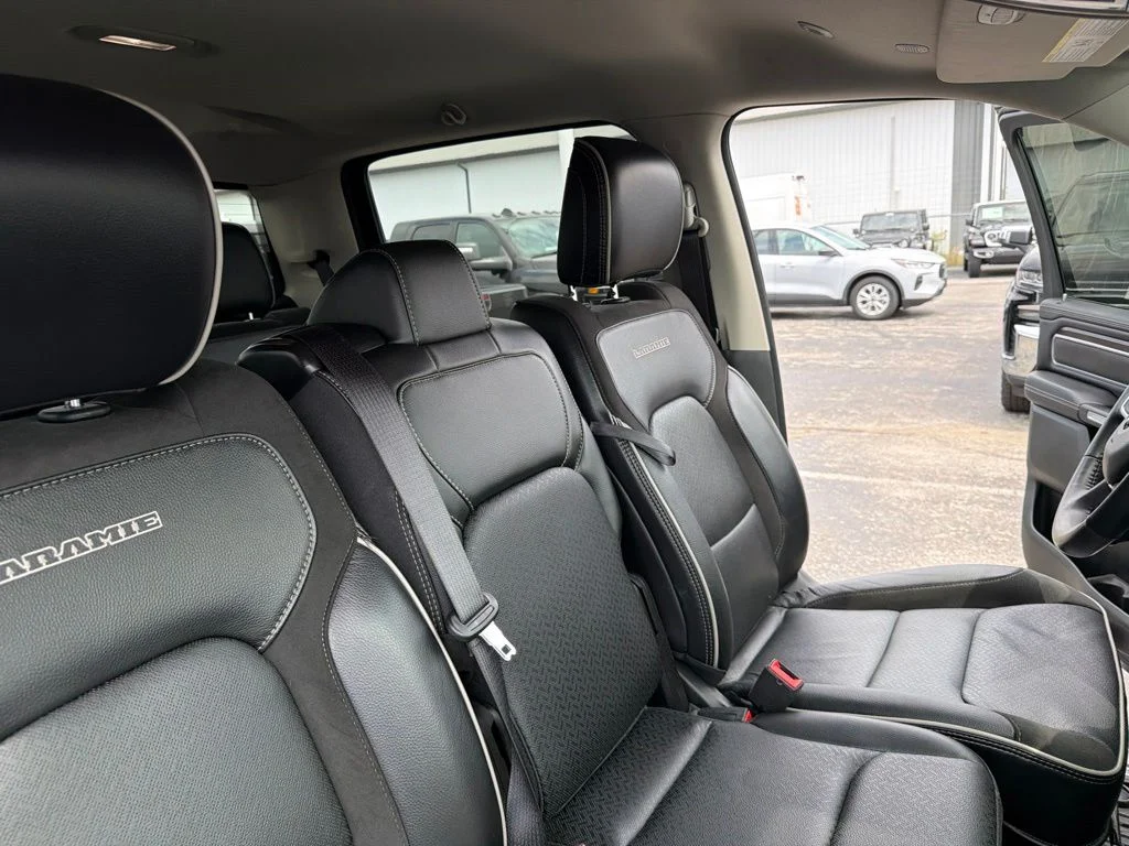 Used 2022 Black Ram Laramie image 37