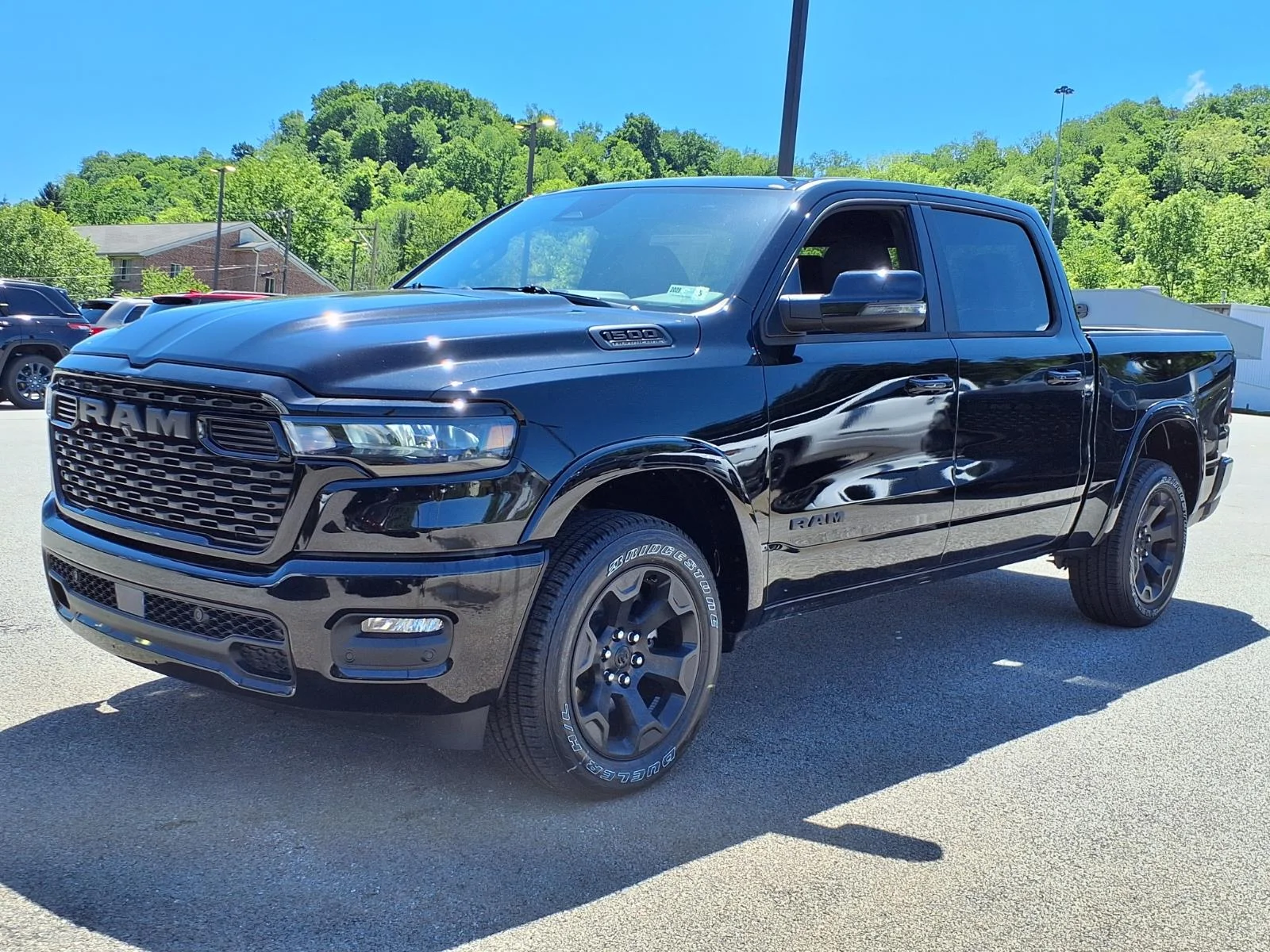 New 2026 Diamond Black Crystal Pearl-Coat Exterior Paint RAM Big Horn/Lone Star image 3
