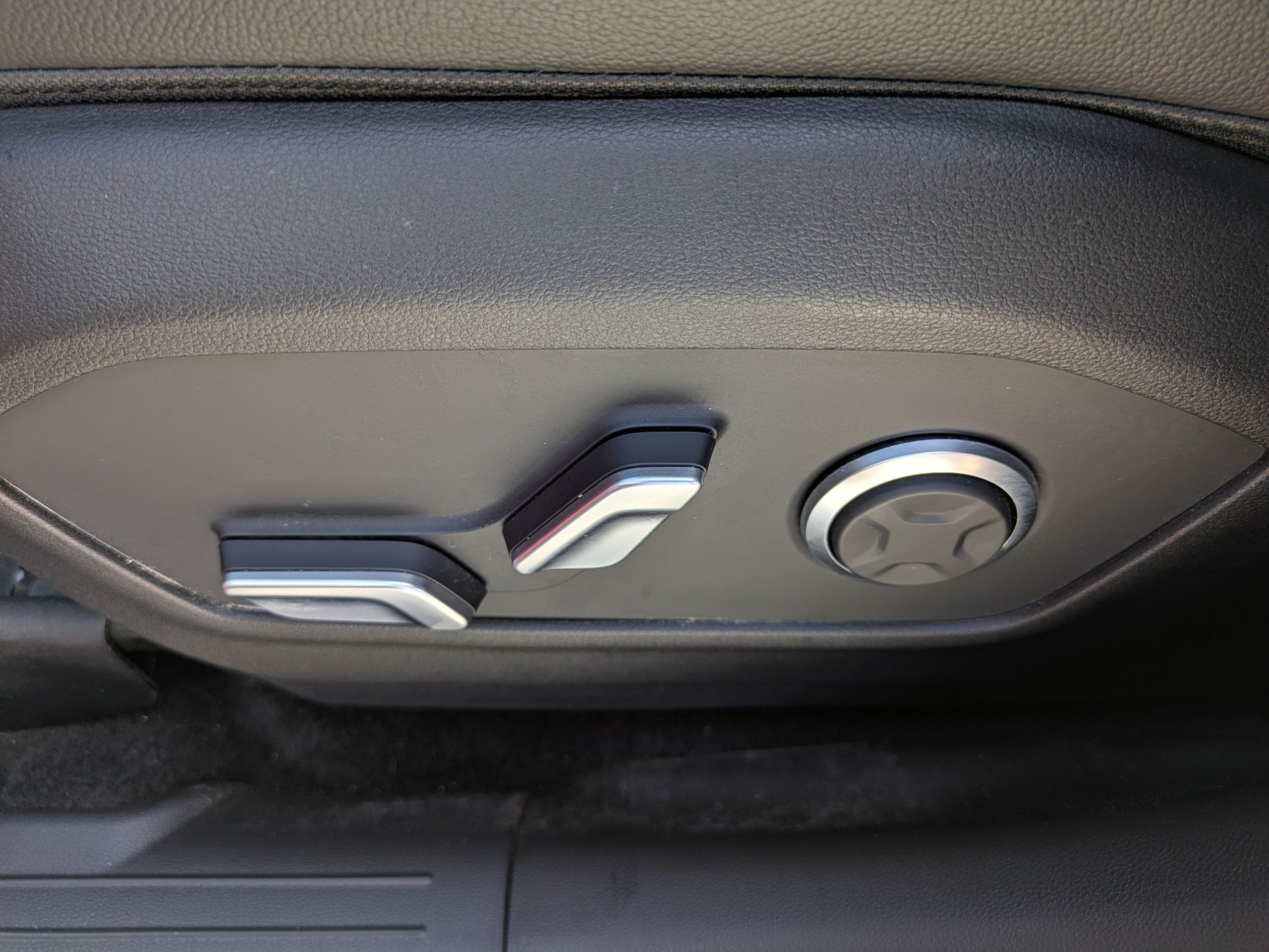 2024 Hyundai Santa Fe Limited HEV - Photo 19