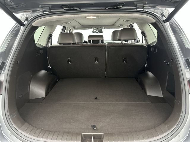 2020 Hyundai Santa Fe Limited - Photo 24