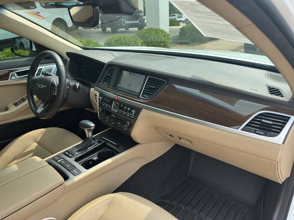 Used 2020 Uyuni White Genesis 3.8L image 33