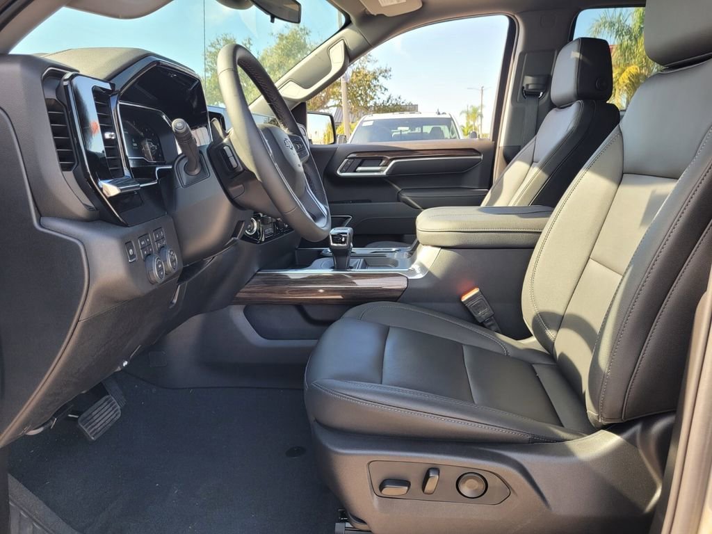2025 Chevrolet Silverado 1500 RST - Photo 17
