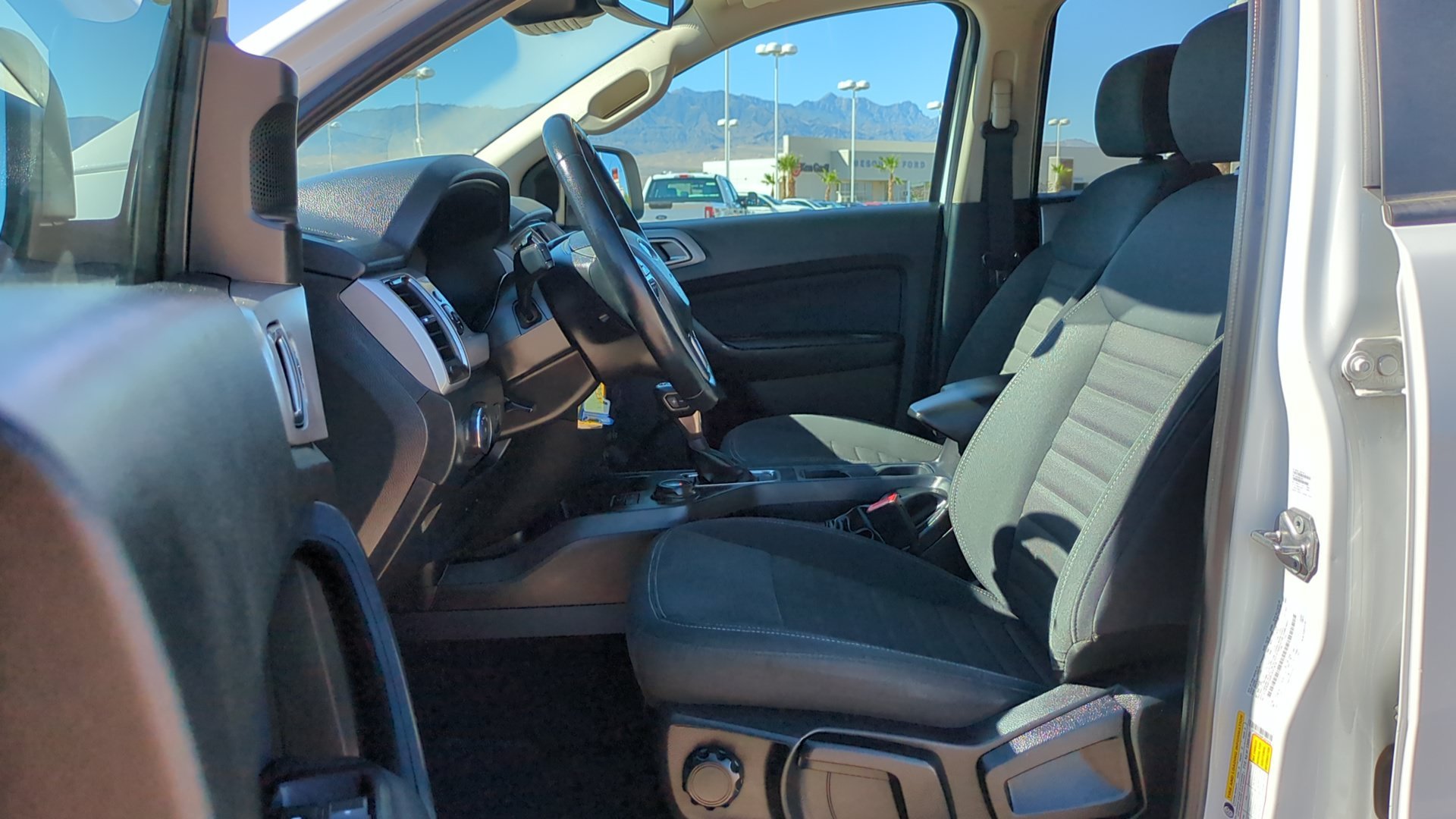 Used 2023 Oxford White Ford XLT image 14