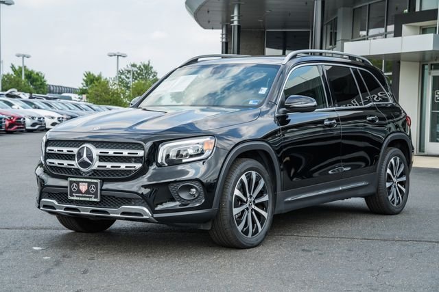 Used 2023 Night Black Mercedes-Benz GLB 250 image 3