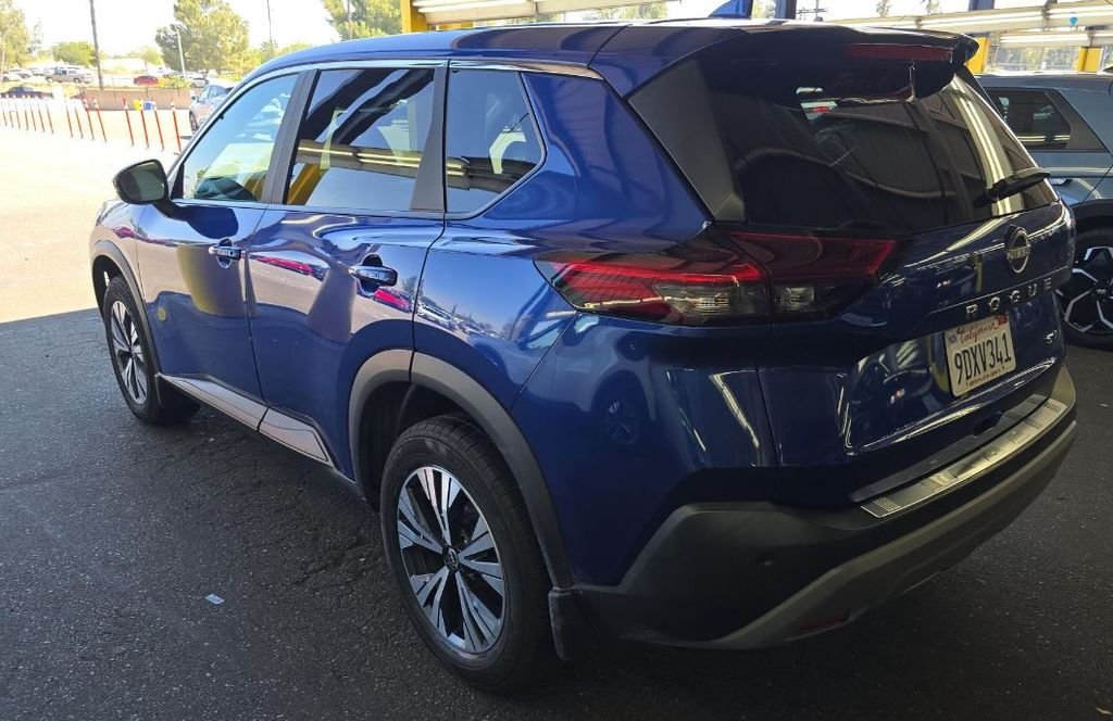 Used 2023 Blue Nissan SV image 6