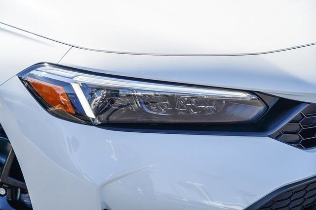 Used 2026 Platinum White Pearl Honda Sport image 2