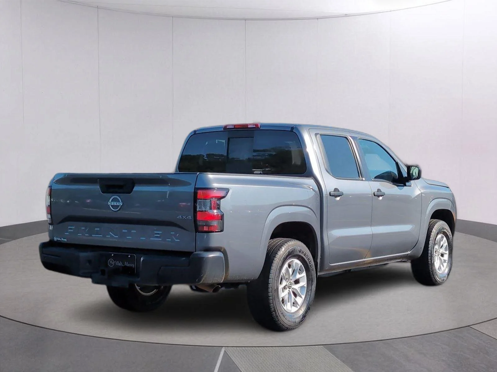 Used 2025 Gun Metallic Nissan S image 7
