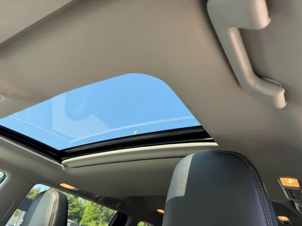 Used 2017 Black Toyota XLE image 15