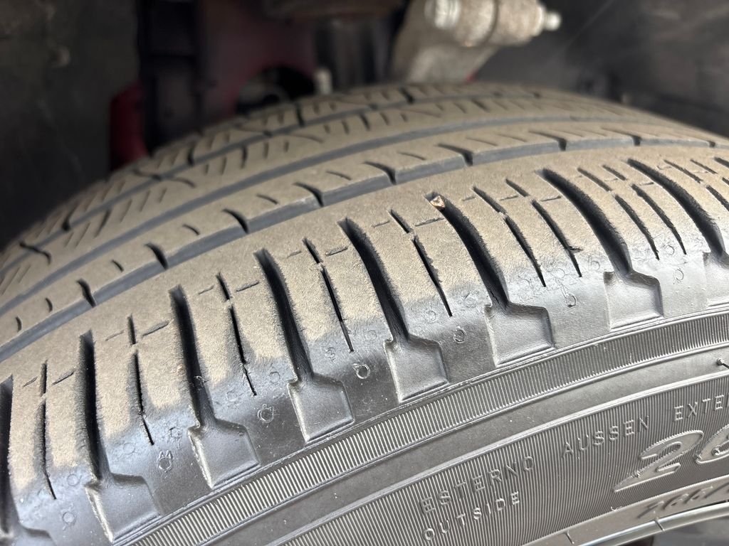 Used 2023 Red Jeep Limited image 31