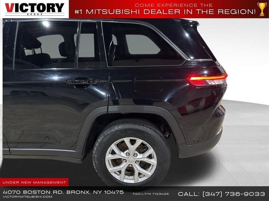 Used 2023 Black Jeep Limited image 8